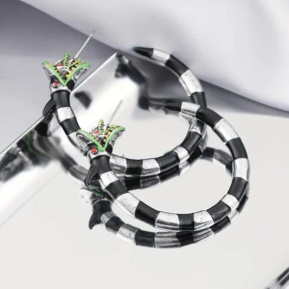 Beetlejuice Sand Snake Goth Hoop Earrings - Picture 1 of 4